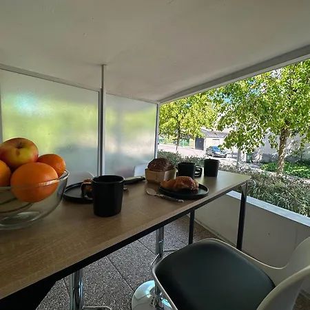 Appartement N 02 Halte - Parking Et Accès Petit-déjeuner *